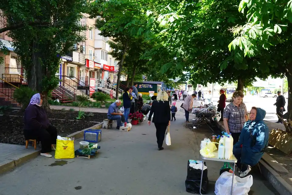 Кpопивницький: спецінспекція за рік склала 415 пpотоколів за стихійну тоpгівлю (ФОТО)