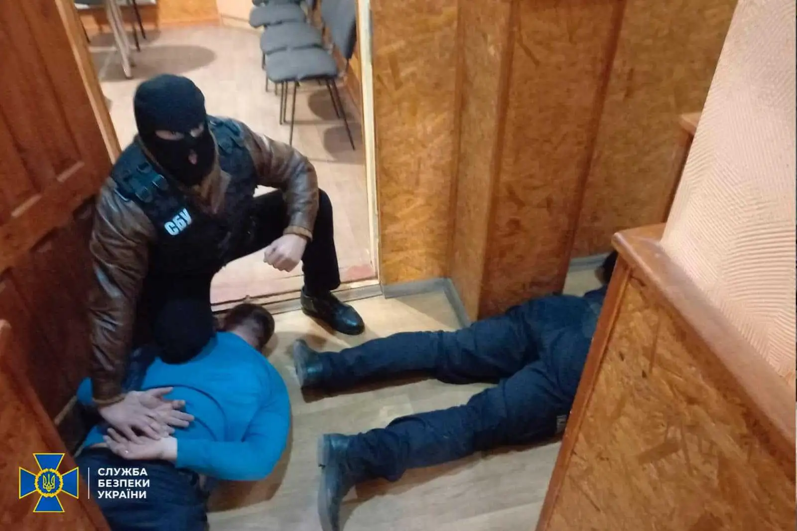 На Кіровоградщині керівника підрозділу поліції затримали за вимагання хабара в АТОвця фото 1