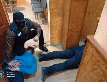 На Кіровоградщині керівника підрозділу поліції затримали за вимагання хабара в АТОвця фото 1