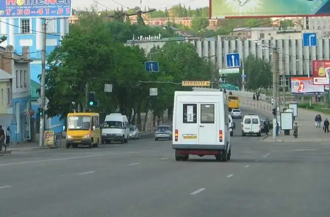 Кількість транспорту, випущеного на дороги Кропивницького, не відповідає вимогам маршрутної мережі