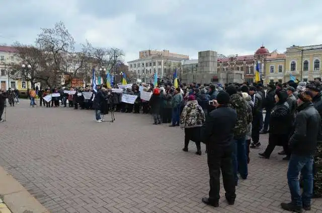 Майданівці у Кропивницькому вимагають не політизувати річницю Революції Гідності фото 1