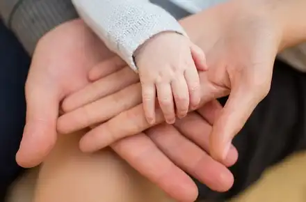 шукають патронатних батьків