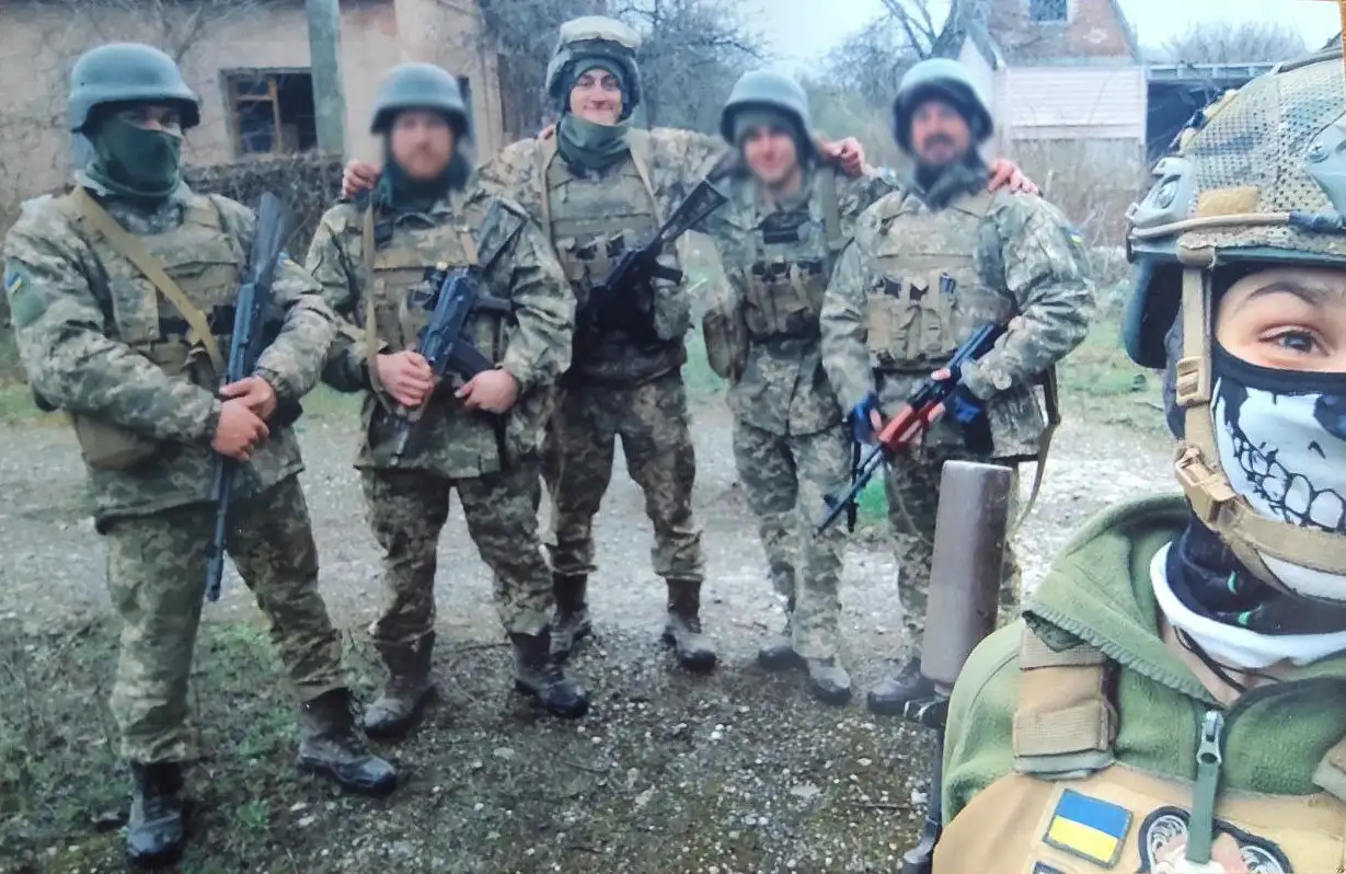 Військові