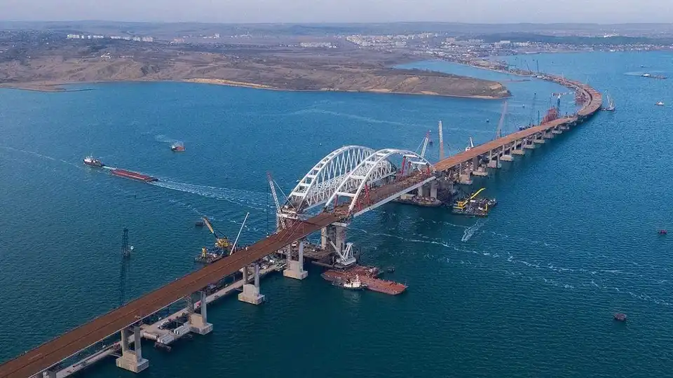 Хроніки окупації: Кримський міст може впасти в будь-яку хвилину (ВІДЕО)