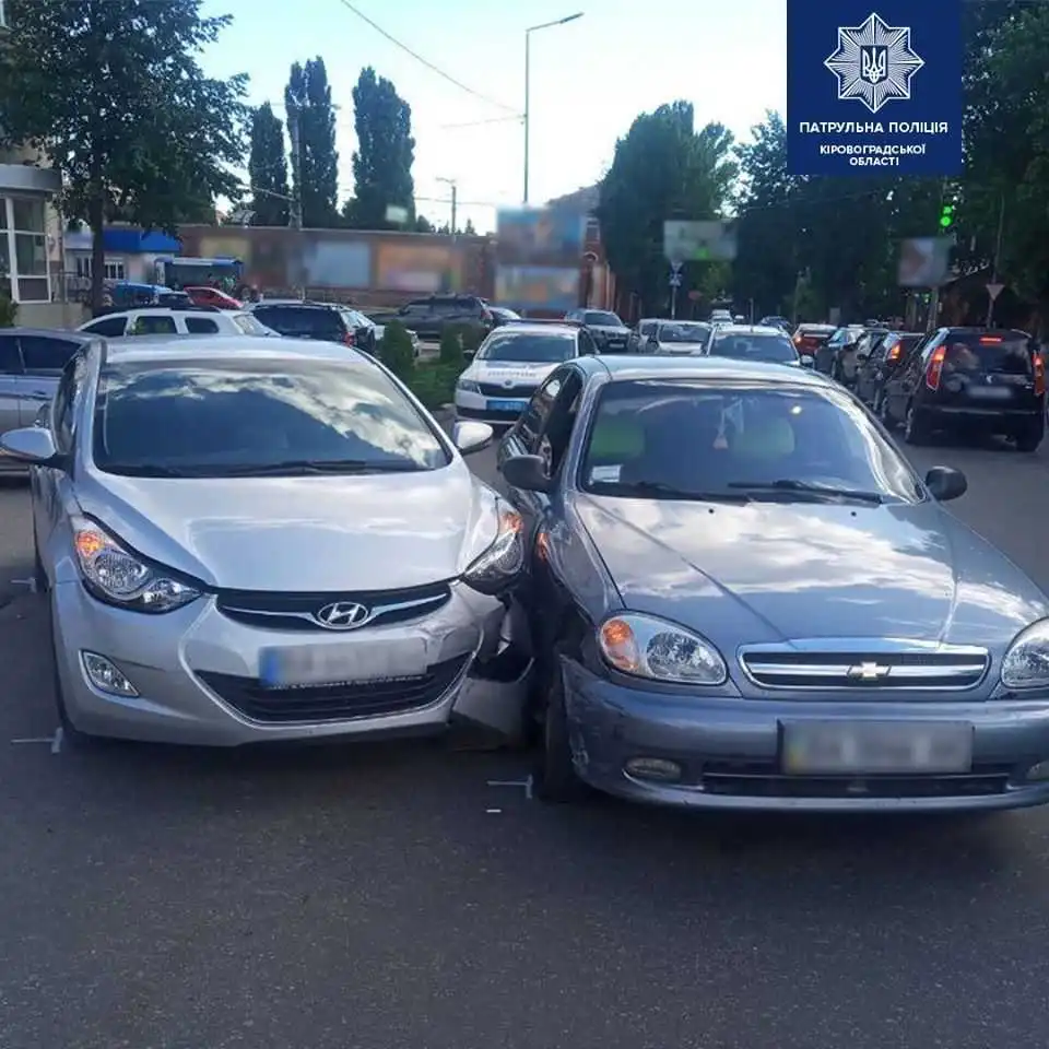 У Кропивницькому не розминулися "Hyundai" тa "ЗAЗ" (ФОТО)