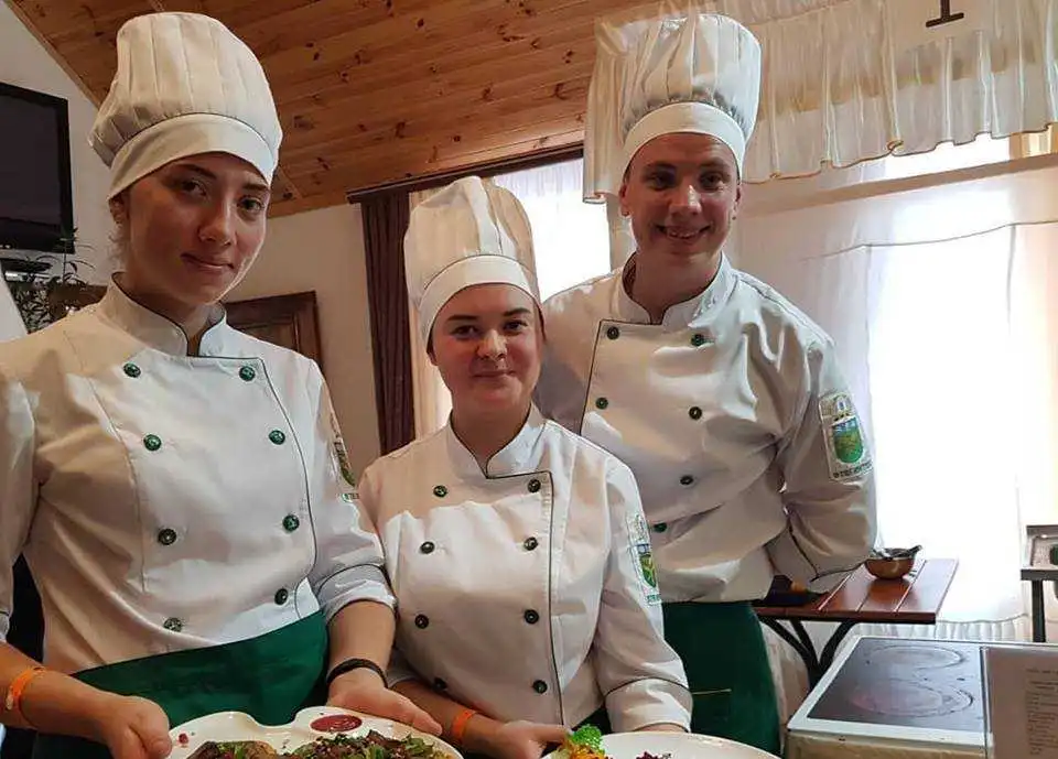 "Люди їдять очима": кулінар з Кіровоградщини представлятиме Україну на міжнародних конкурсах