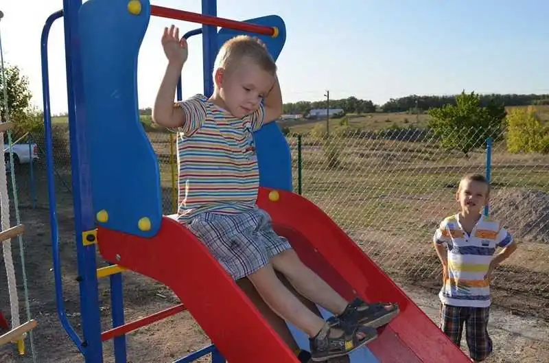 В ОТГ на Кіровоградщині відкрили сучасний ігровий майданчик для дітей (ФОТО)