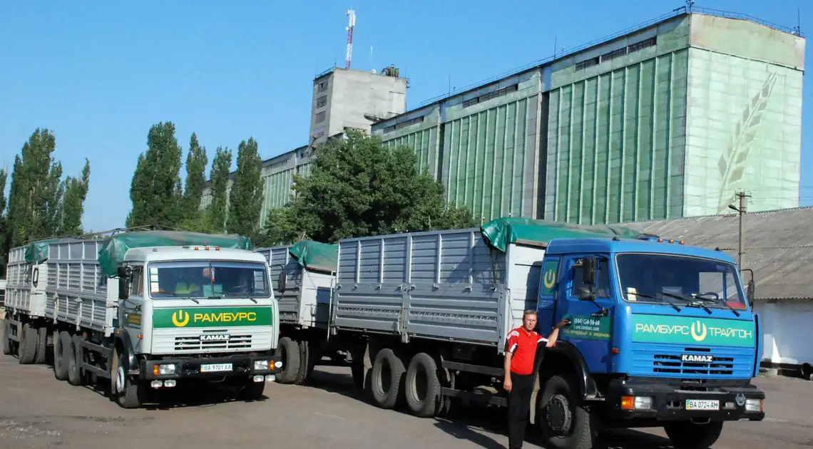 На Кіровоградщині фермери не зможуть забрати зерно з елеватора (ФОТО) фото 1