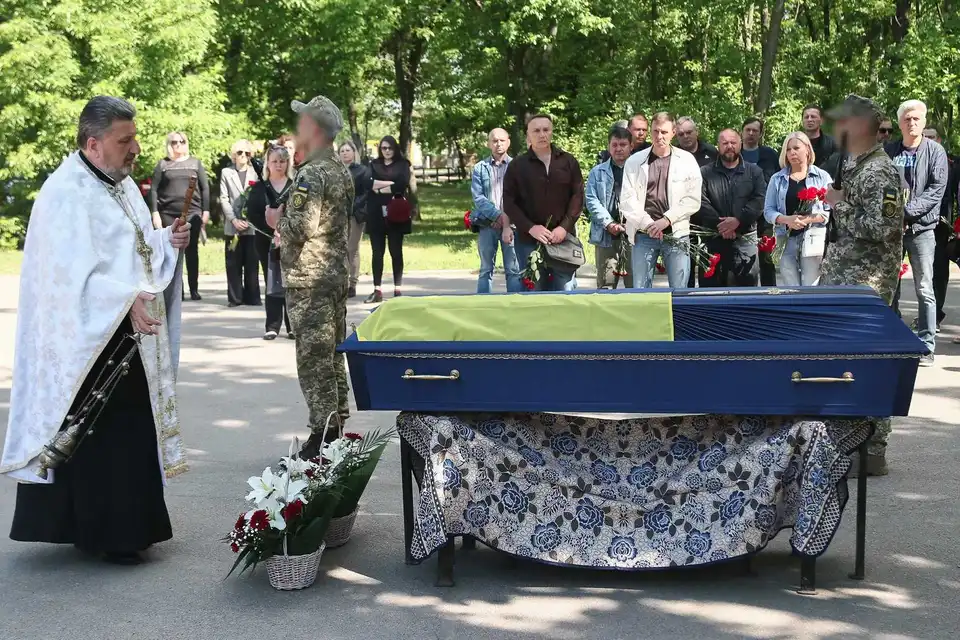 У Кропивницькому попрощались із загиблим військовим (ФОТО)