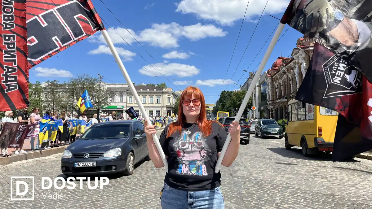 "Не мовчи! Полон вбиває!": щотижнева акція відбулася у центрі Кропивницького