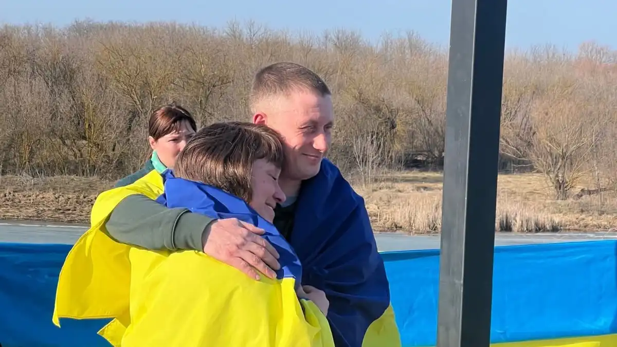 Майже 4 роки в російському полоні: на Кіровоградщині зустріли оборонця Маріуполя