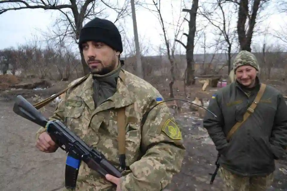 Криваве перемир'я: наступаючих терористів змусили тікати, кинувши власні позиції, є втрати (ВІДЕО) фото 1