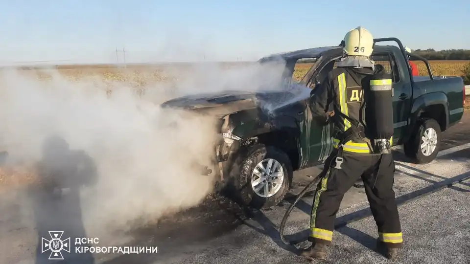 горів Volkswagen Amarok у кіровоградській області