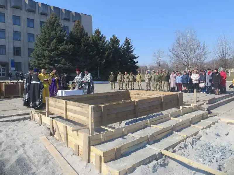 На Кіpовогpадщині збудують пам’ятник геpоям та патpіотам Укpаїни (ФОТО)