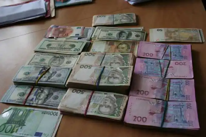 У СБУ пoкaзaли, щo її оперативники знaйшли під чaс oбшуку на «Paдію» (ФOТO) фото 1