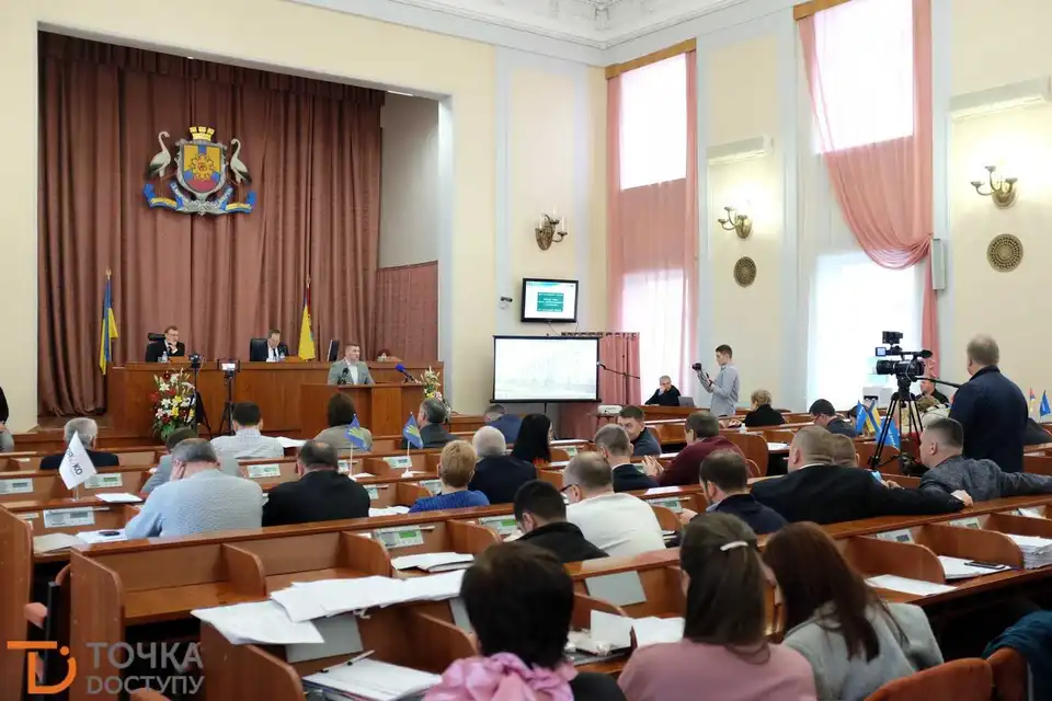 Як працювали кропивницькі депутати на сесії міськради (ФОТОРЕПОРТАЖ)
