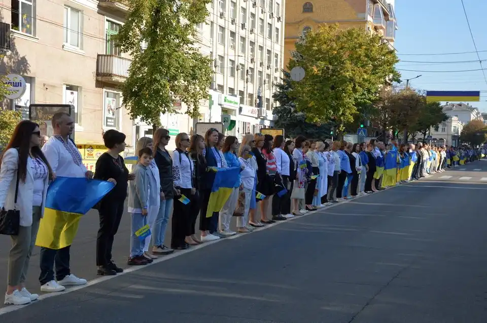 зупинитися і вшанувати