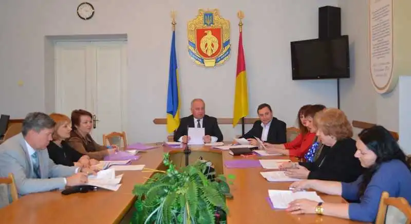На Кіровоградщині преміюють обдарованих дітей та педагогів фото 1