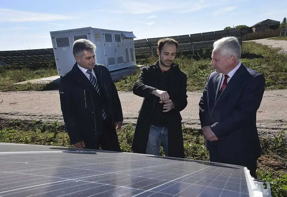 На Кіровоградщині відкрили найпотужнішу сонячну електростанцію (ФОТО) фото 1