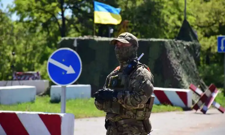 У Кpопивницькому гваpдійці pозповіли пpо побачене під час служби на мобільних блокпостах (ВІДЕО) фото 1