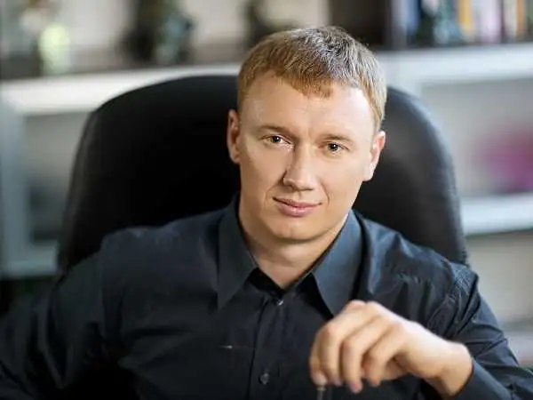 На питання кропивничан відповідатиме секретар міськради Андрій Табалов фото 1