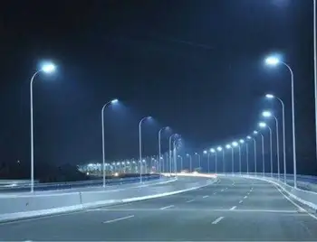 У Кропивницькому повністю оновлять вуличне освітлення LED-лампами фото 1