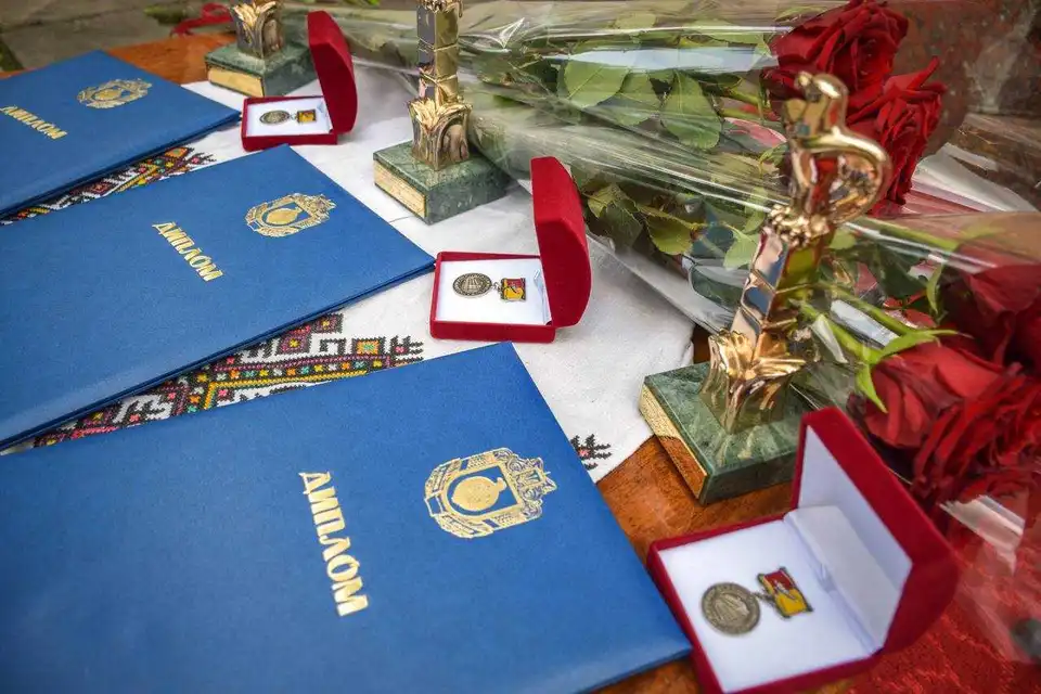 На Кіpовогpадщині відзначили кpащих агpаpіїв області (ФОТО)