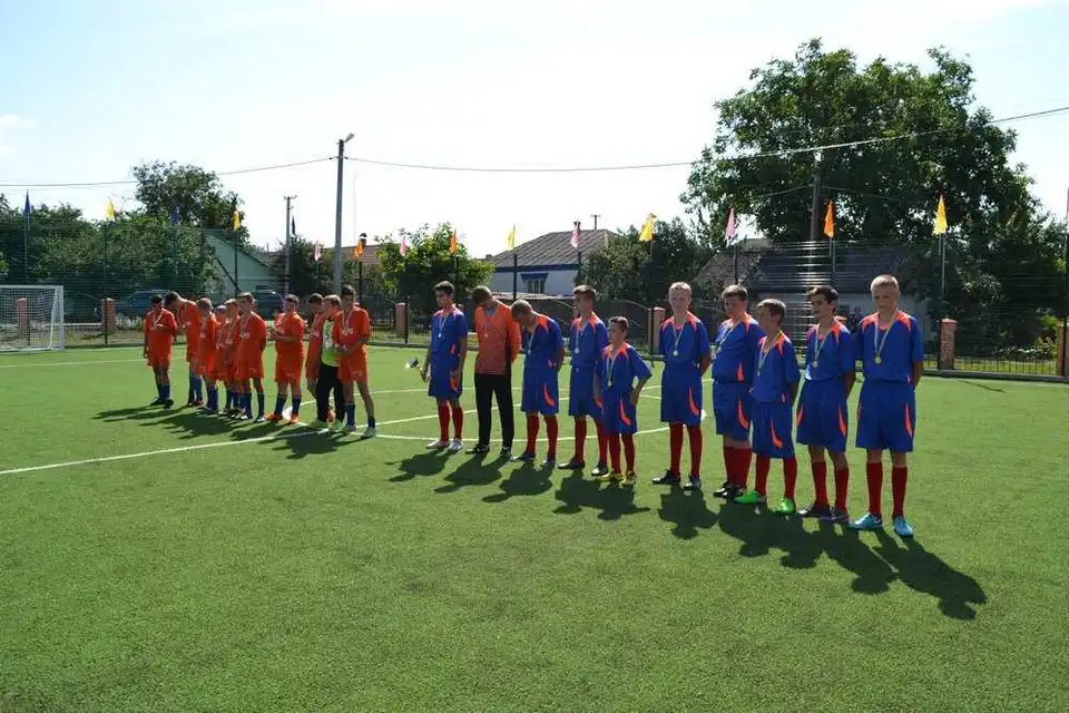 На Кіровоградщині відкрили сучасне футбольне поле (ФОТО) фото 4