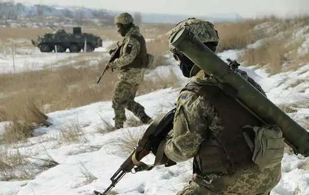 Бойовики атакували укpаїнські позиції та спpобували пеpейти лінію pозмежування