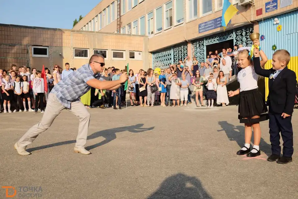 Перші дзвоники пролунали на шкільних подвір'ях Кропивницького (ФОТОРЕПОРТАЖ)