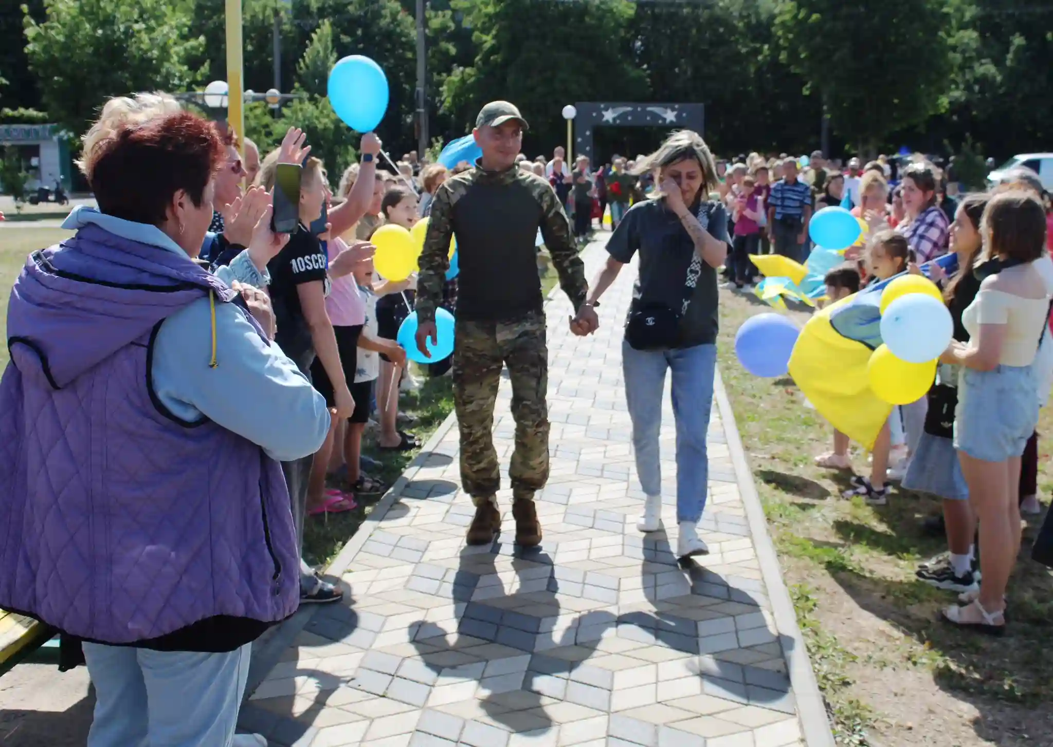 звільнення з полону