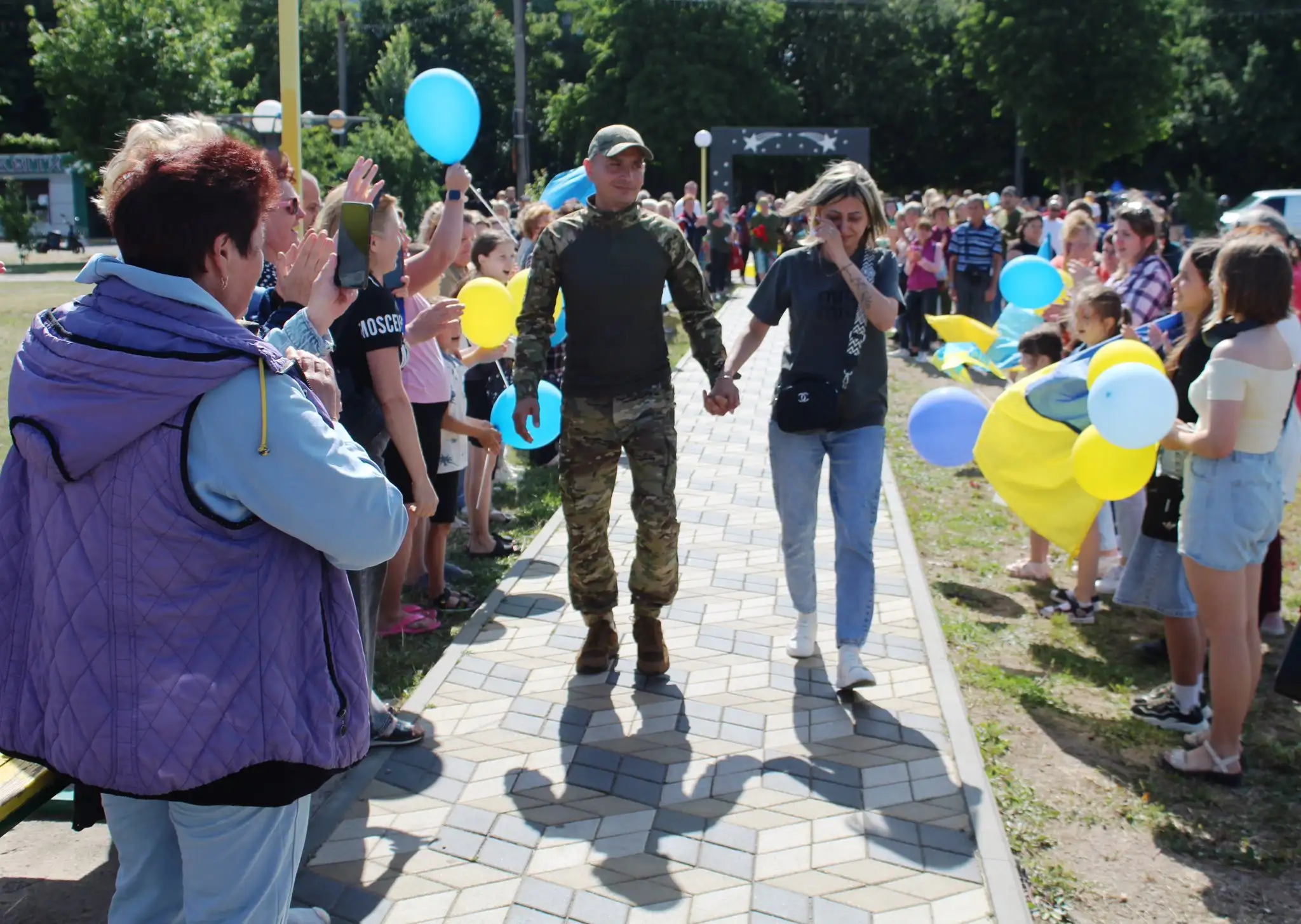 звільнення з полону