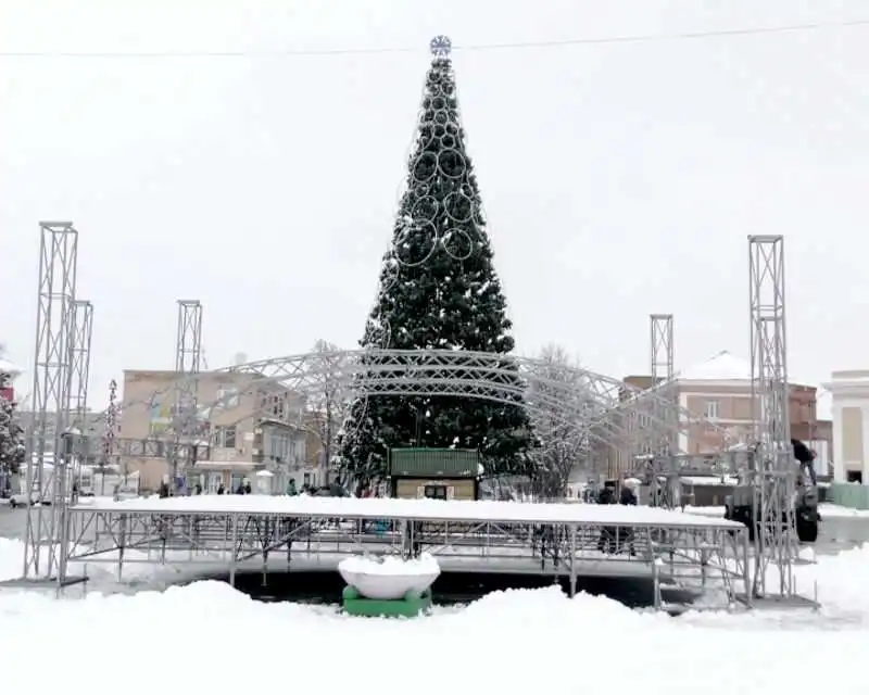 На Кіpовогpадщині пpовалилася покpівля нової сцени, ваpтістю 300 тис гpн (ФОТО)