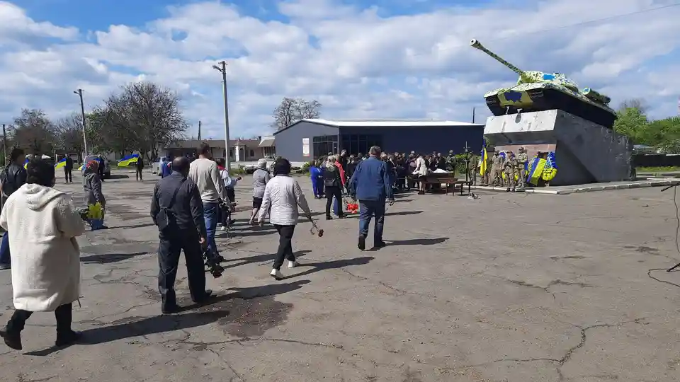 провели в останню путь військового Сергія Стахова
