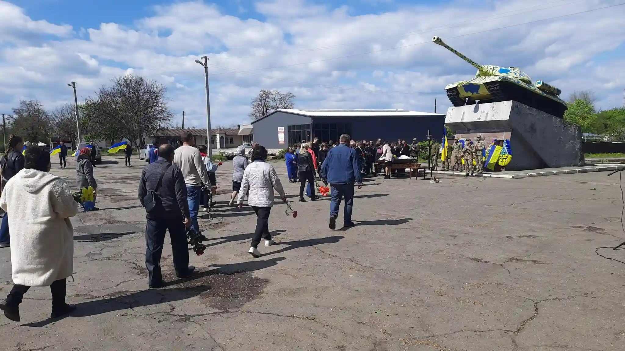 провели в останню путь військового Сергія Стахова