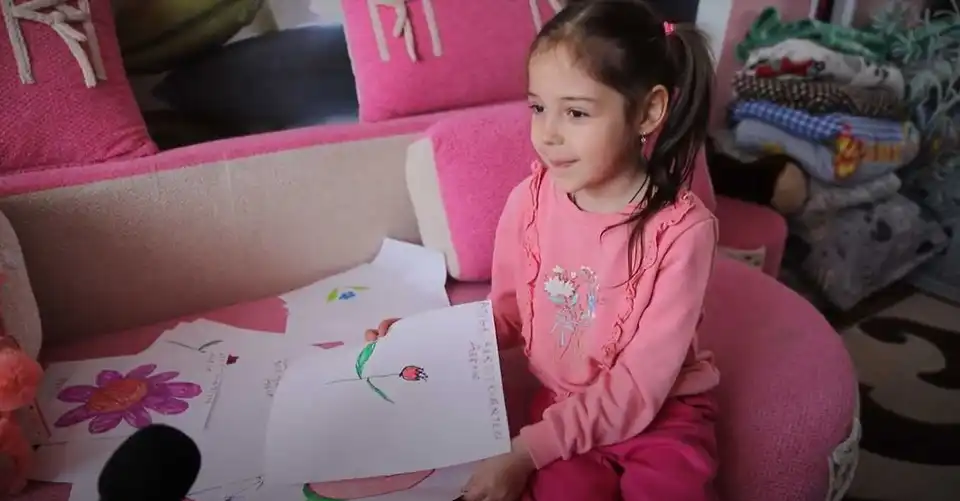 Хочу, щоб діти не втрачали своїх татусів:  7-річна Варя з Кропивницького подарувала ЗСУ 3 бронежилети