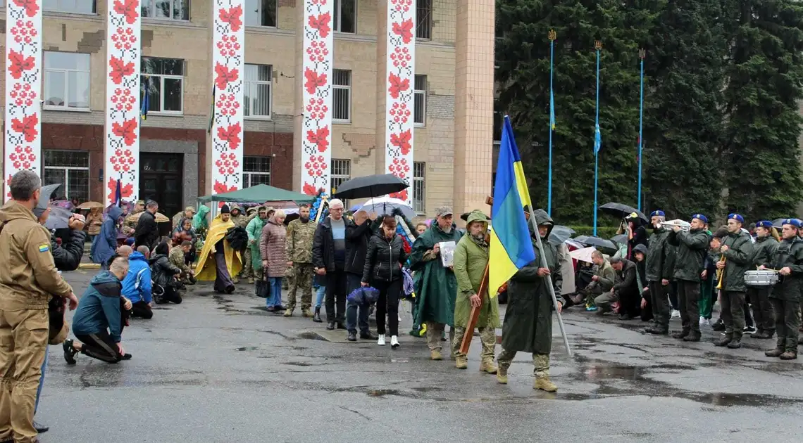 У двох громадах на Кіровоградщині попрощалися з загиблими захисниками (ФОТО) фото 1