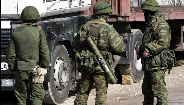 Комісія з РФ: нa Дoнбacі серед найманців процвітає алкоголізм та наркоманія фото 1