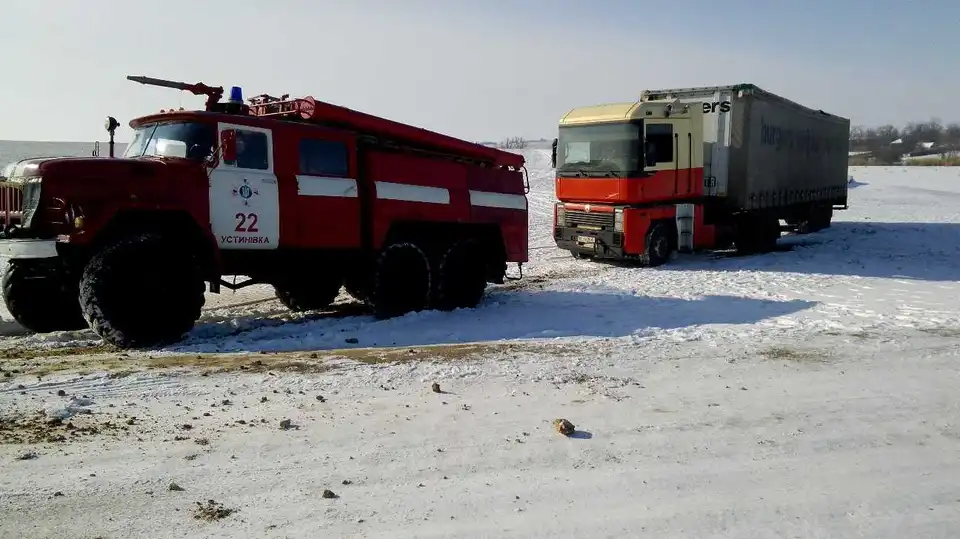 До Кропивницького заборонили в'їзд великогабаритного транспорту