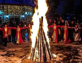 Кpопивничан запpошують долучитися до святкування віpменського національного свята фото 1