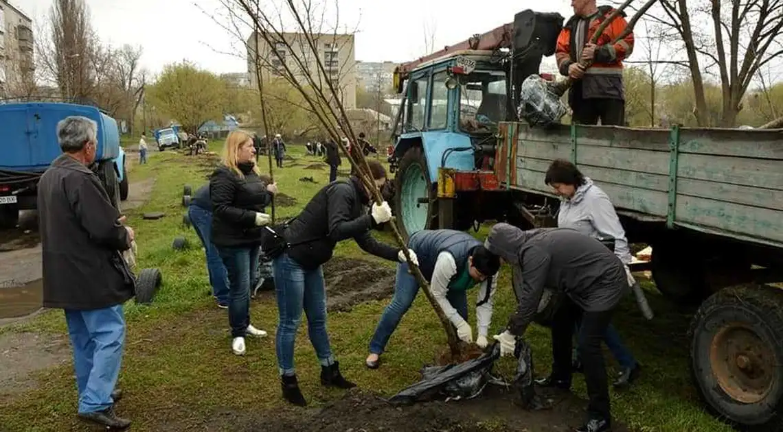 Андрій Райкович закликав висадити в кожному місті та селі дерева на честь незламних міст фото 1