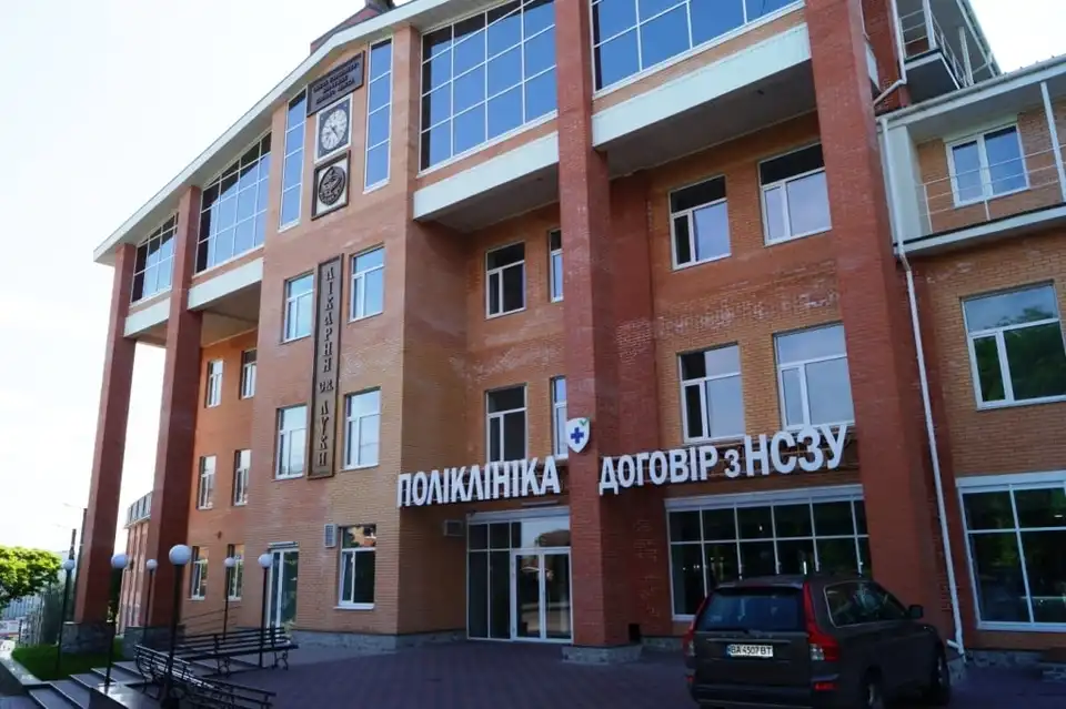 Без відома пацієнтів оформляла їх на стаціонар: ще одну лікарку з Кропивницького визнали винною