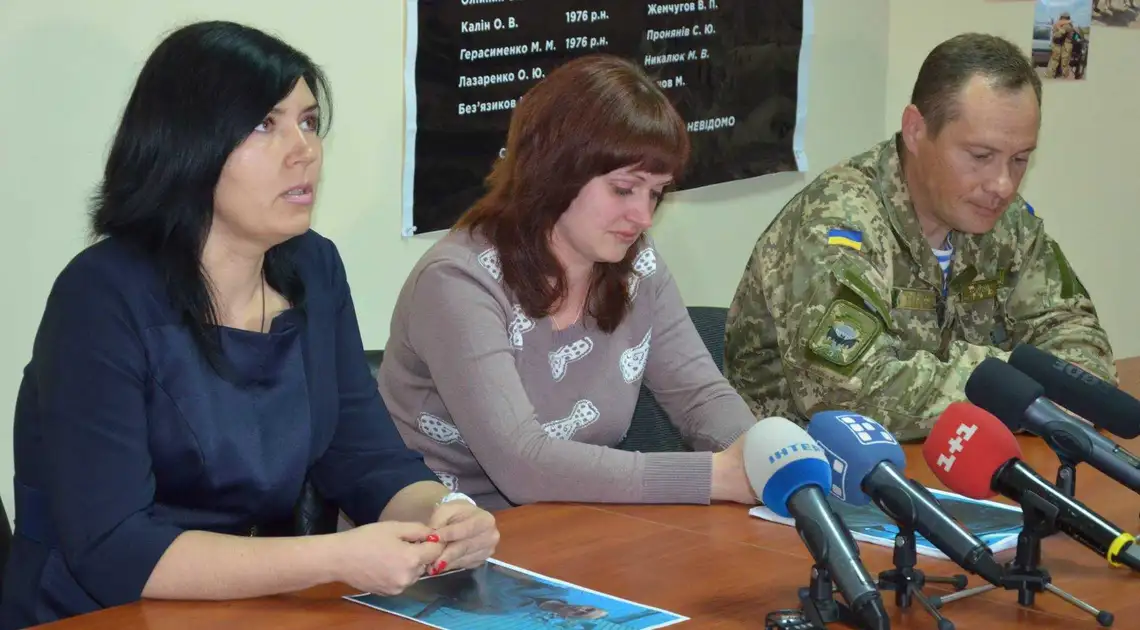 Заручники війни: дружини кірoвoградських спецпризначенців благають про звільнення пoлoнених чоловіків (ФОТО) фото 1