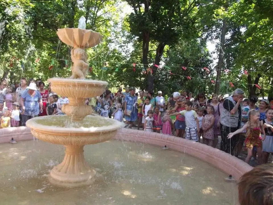 На Кіровоградщині відкрили новий фонтан (ФОТО) фото 3