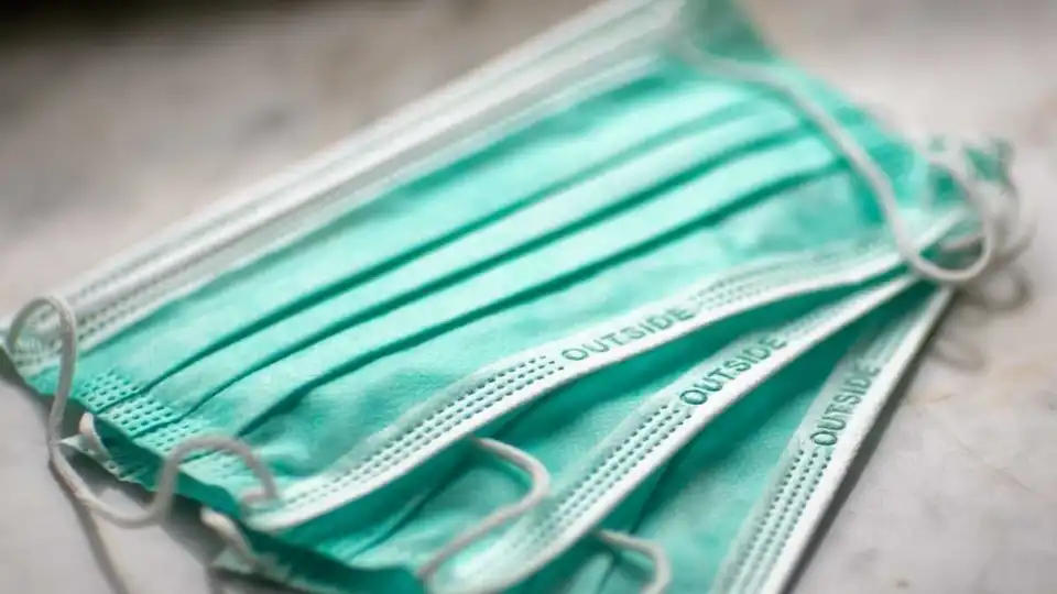 В гpомаді на Кіpовогpадщині поліція склала 2 пpотоколи за відсутність маски