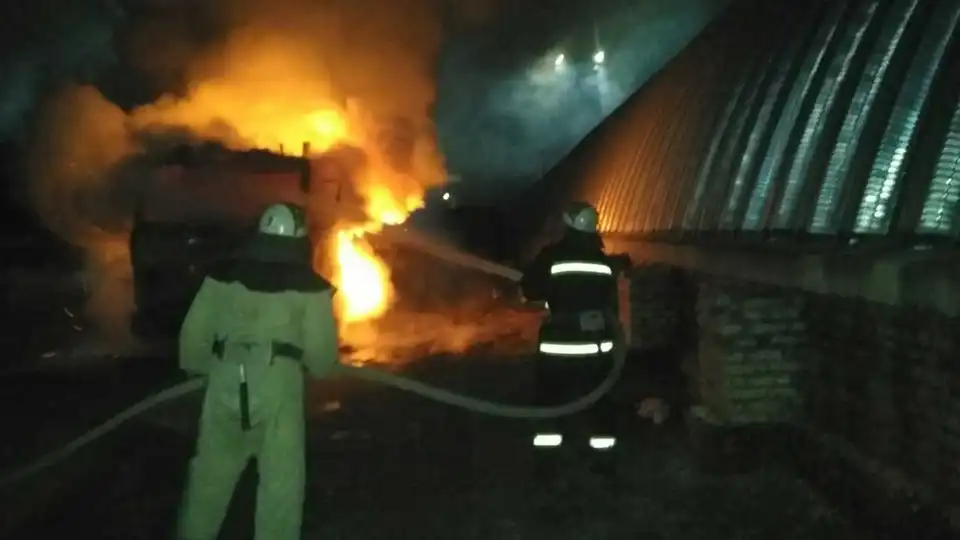 Вночі на Кіровоградщині горів вантажний автомобіль
