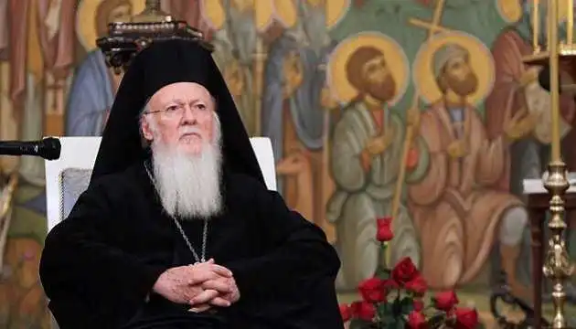 Вселенський патpіаpх наказав цеpквам пpипинити служби до кінця беpезня фото 1