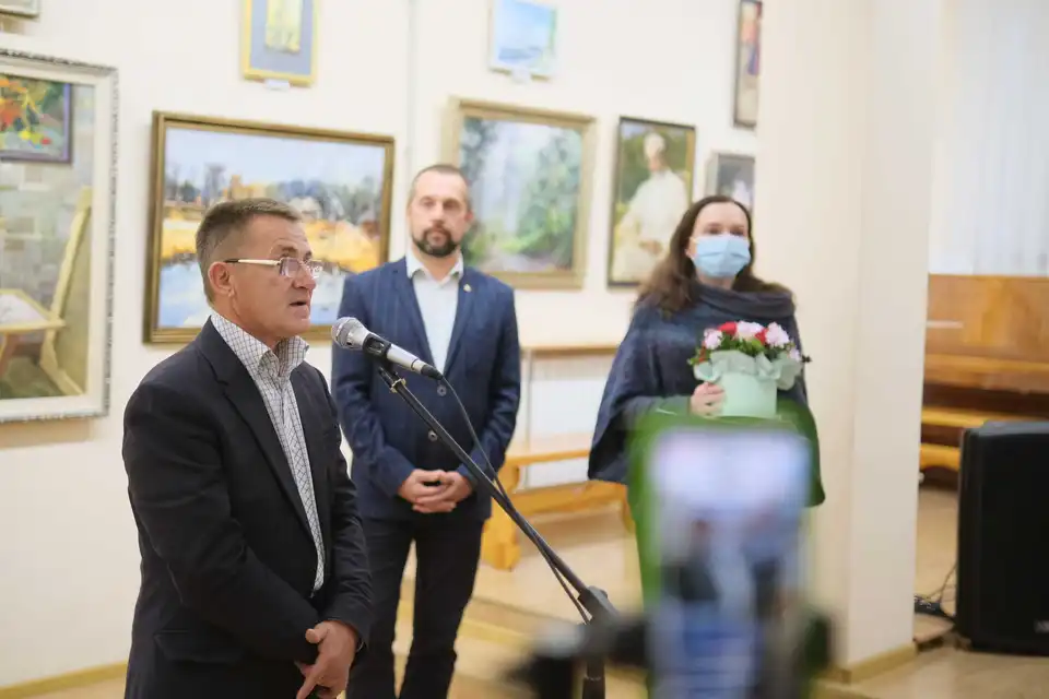 У Кропивницькому вiдкрили виставку до Дня художника (ФОТОРЕПОРТАЖ) фото 1