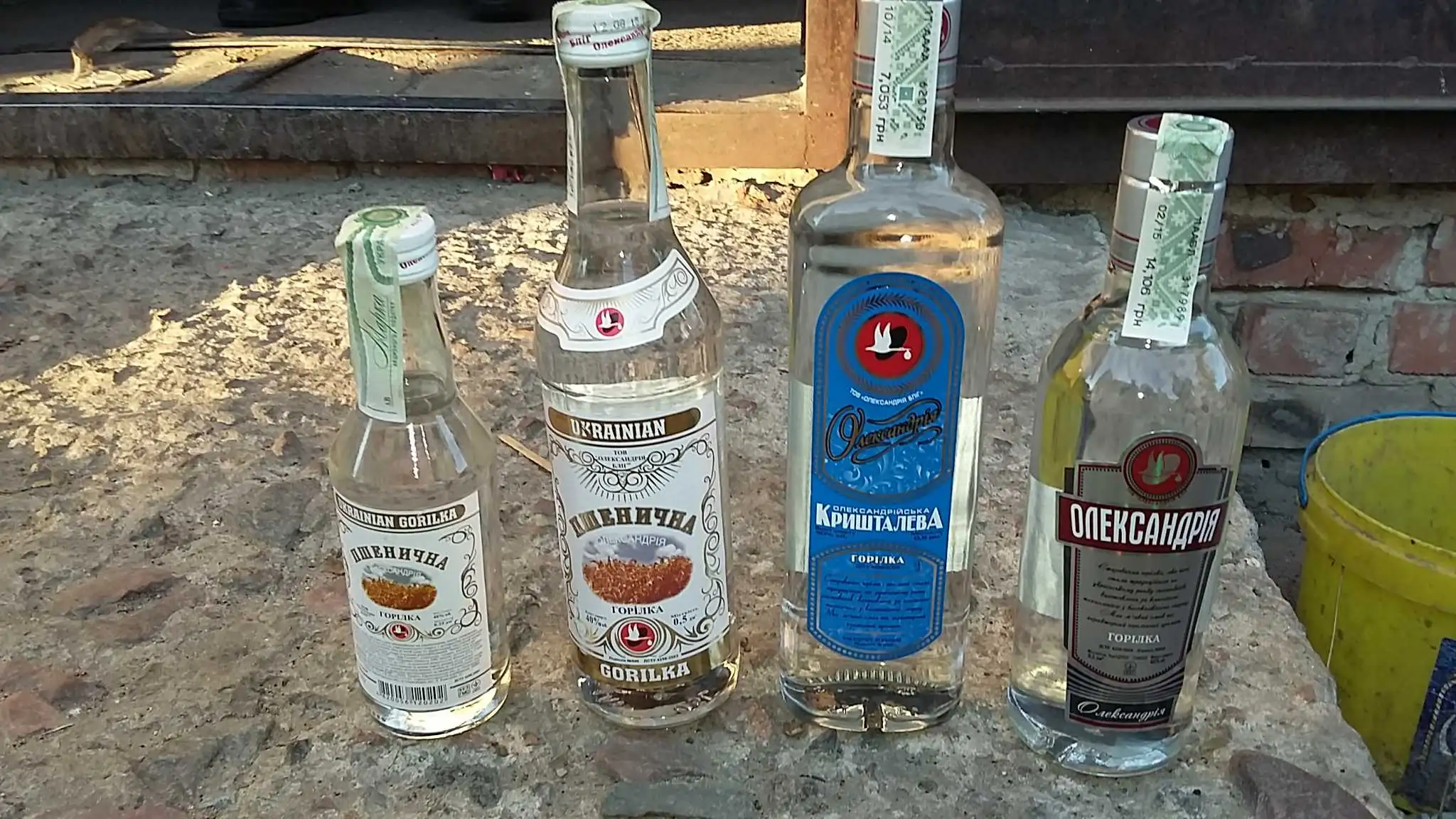На Кіровоградщині вилучили майже 3,5 тисячі пляшок фальсифікованої горілки фото 1