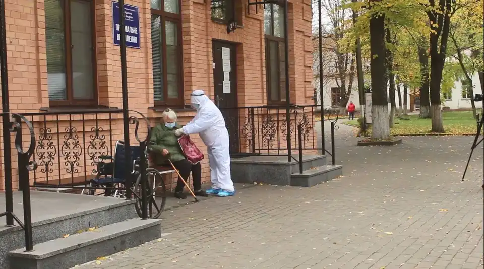 Все для подолання COVID-19: на Кіровоградщині невиліковно хворі залишилися без стаціонарної меддопомоги фото 1